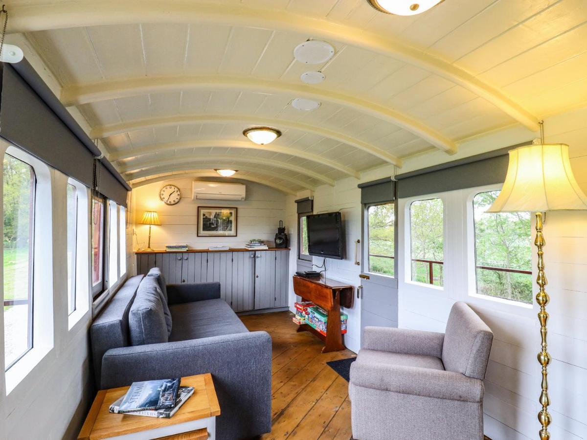 The Carriage At High Barn Heritage Halstead  Exteriér fotografie